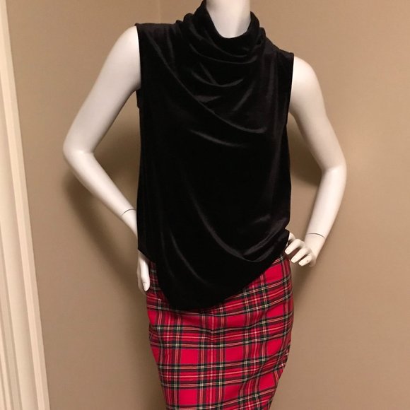 NWT Halston Black Sleeveless Top - Picture 3 of 10